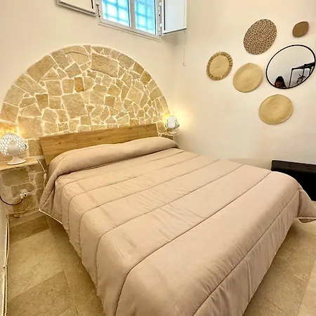 Trullo Simona - Luxury Relax House 奥斯图尼